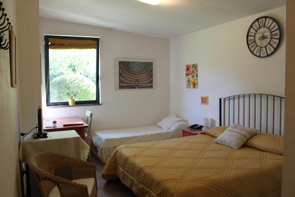 Aparthotel Flegrea House à Pouzzoles Extérieur photo