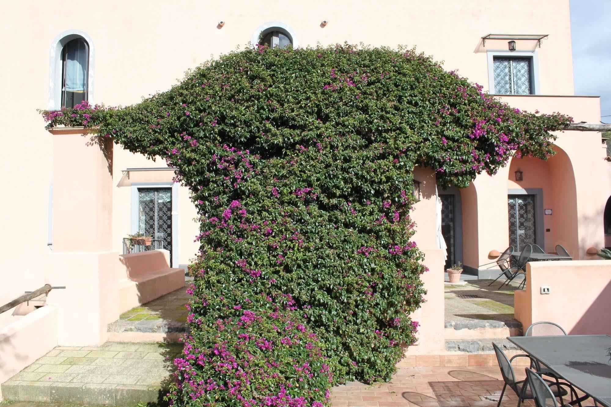 Aparthotel Flegrea House à Pouzzoles Extérieur photo