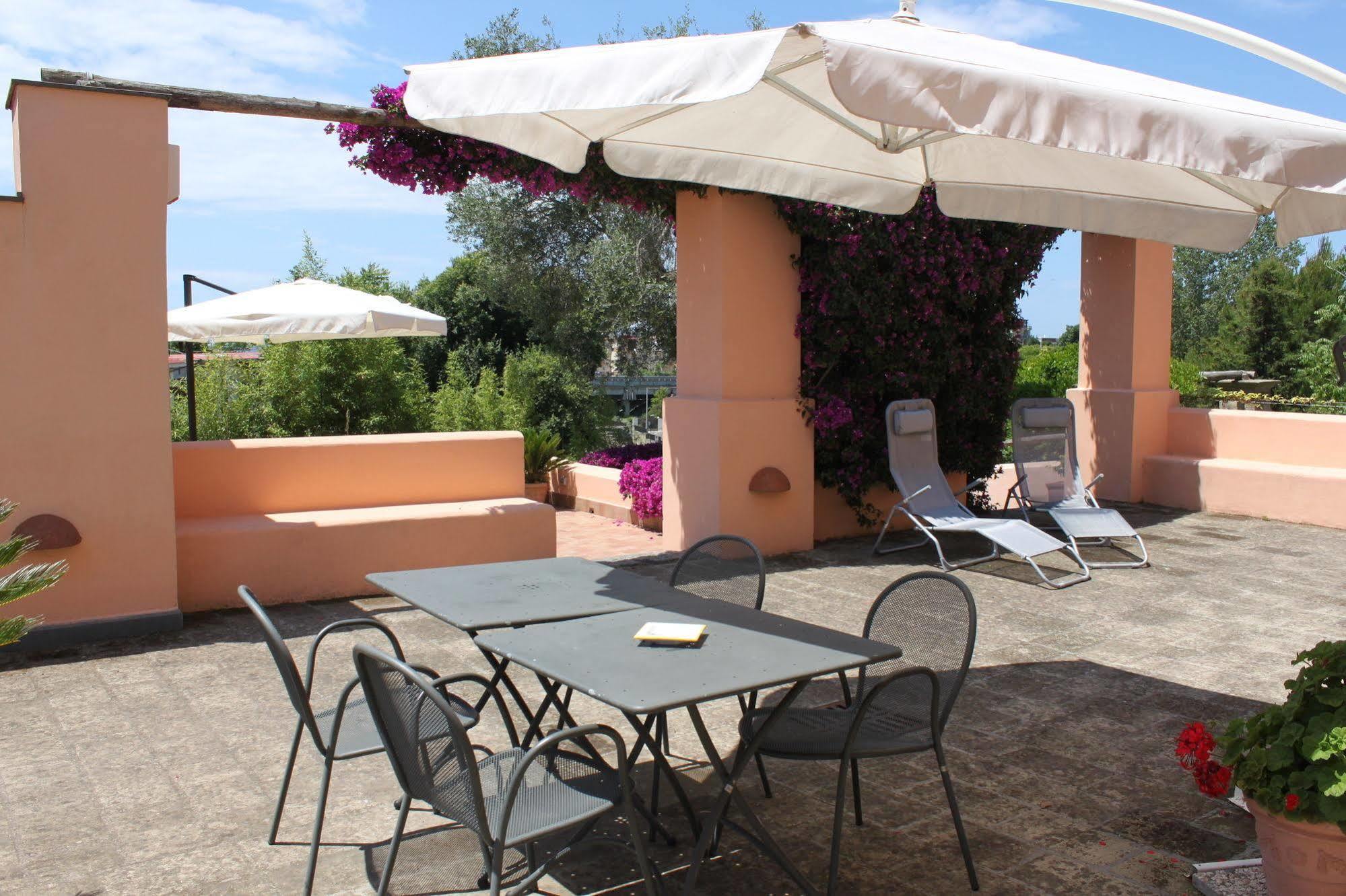 Aparthotel Flegrea House à Pouzzoles Extérieur photo