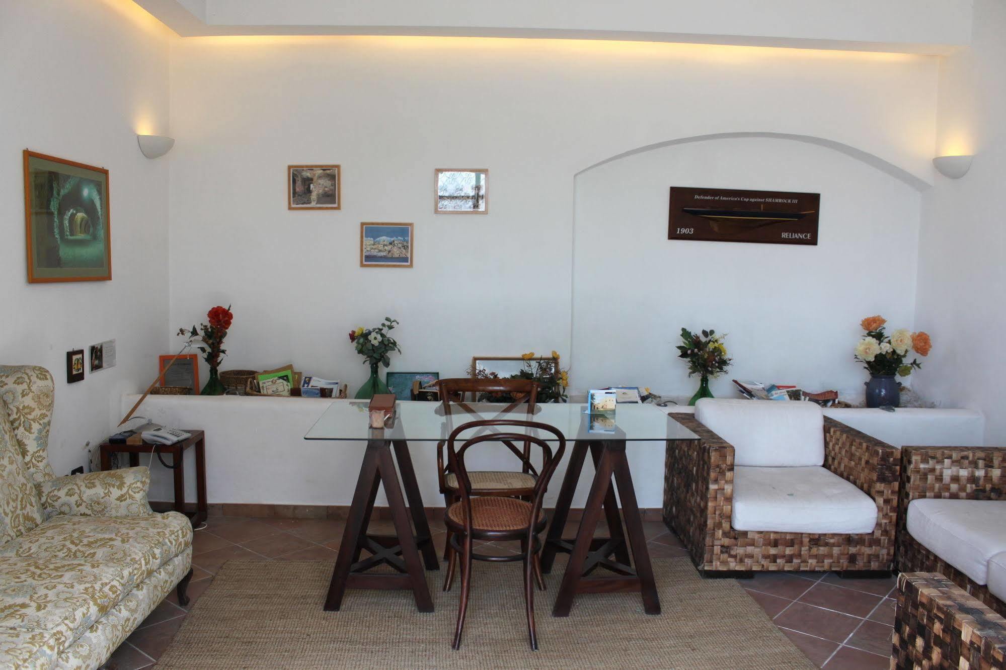 Aparthotel Flegrea House à Pouzzoles Extérieur photo